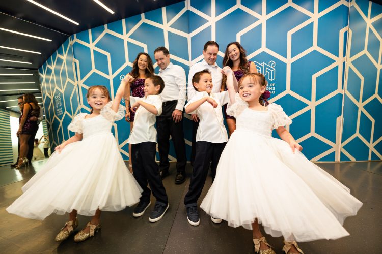 Creative Orange County family photographer